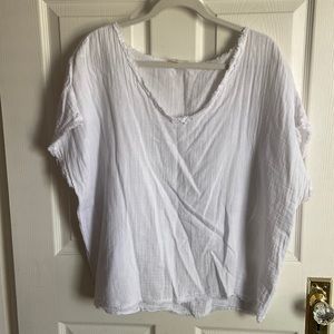 DYLAN GAUZY OVERSIZED TOP